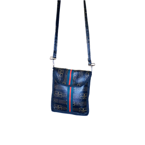 Men cross bag rope hand